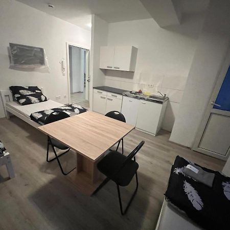Top Monteurzimmer 杜伊斯堡 外观 照片